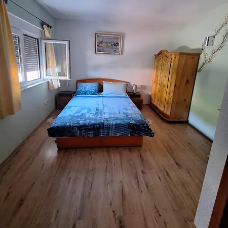 Appartement By The Sea Mastrinka, Ciovo - 16574 *